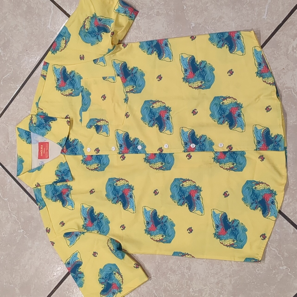 Seventh.Ink Yellow Shark Print Surfer Shirt Size Small